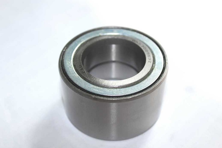 Подшипник ступицы РМ 500 (DAC305532W)